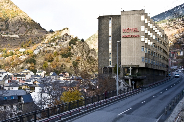 Edificio durante la epoca estival
